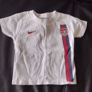 Nike Kids White and Red Graphic T-Shirt